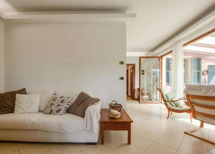 Rosapino Ferienhaus *